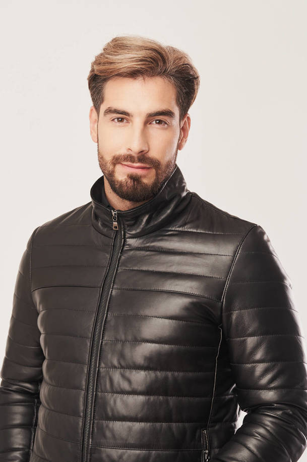 Men's quilted leather jacket with zipper and stand-up collar