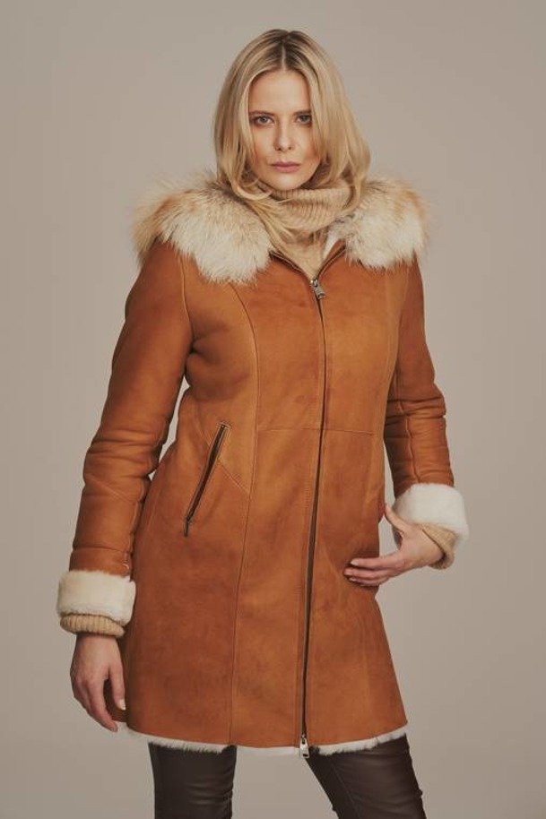 Női télikabát kapucnival - Női hosszú természetes báránybőr kabát